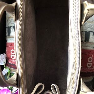 Teddy Blake 12” Bella